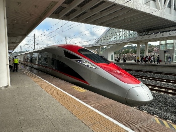 Hari Terakhir Cuti Bersama Lebaran, Volume Penumpang Kereta Cepat Whoosh Meningkat Sekitar 40 Persen