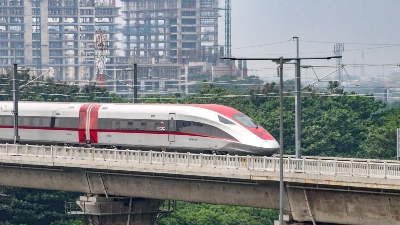 Momen Liburan, 400 Ribu Tiket Kereta Cepat Whoosh Terjual
