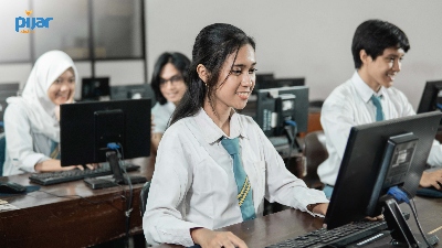 Telkom Fasilitasi SMA Negeri 40 Jakarta Wujudkan Kegiatan Belajar Mengajar yang Lebih Efisien dan Transparan