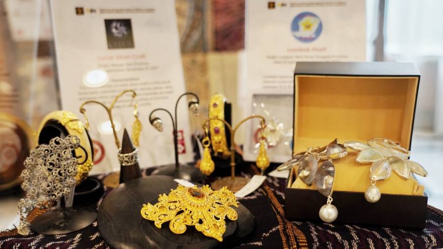 Keren, Mutiara Lombok Berkilau di Jenewa