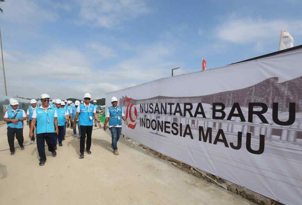 Pastikan Kelancaran HUT RI ke-79, Dirut PLN Darmawan Prasodjo Cek Langsung Keandalan Infrastruktur Kelistrikan di IKN