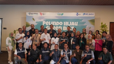 Sambut HUT RI ke 79, PTP Nonpetikemas Ikut Serta dalam Penghijauan Lingkungan Pelabuhan