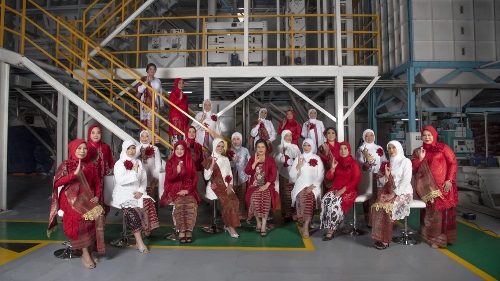 Merayakan Kemerdekaan dengan Kisah Sukses Srikandi Bulog dalam Mengantarkan Kebaikan