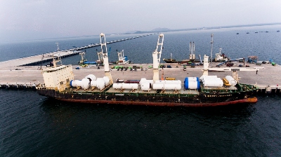 PT Pelabuhan Tanjung Priok (PTP) Non Petikemas Dukung Proyek Strategis Nasional Pembangunan Smelter Grade Alumina di Terminal Kijing