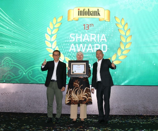 Berkontribusi Positif terhadap Industri Keuangan Syariah, Unit Usaha Syariah Danamon Terima Penghargaan pada ajang 13th Infobank Sharia Recognition 2024