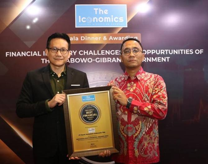 PT Bank Danamon Indonesia Tbk Menerima Penghargaan pada ajang 6th The Iconomics Indonesia Best Financial Awards 2024