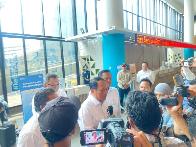 Jelang Nataru, Komisi V DPR RI dan Wamenhub Tinjau Kesiapan Fasilitas dan Pelayanan Penyeberangan ASDP Merak