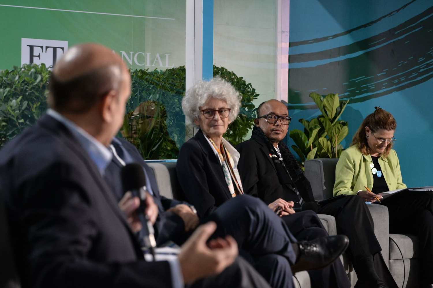 COP29, PLN Perluas Kolaborasi Pendanaan Wujudkan Target 75 GW Pembangkit Energi Baru dan Terbarukan (EBT) 2040