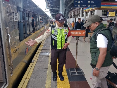 Libur Nataru 2024/2025, KAI Perketat Keamanan dengan Tetap Humanis dan Siaga