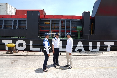 Program Tol Laut 2025, PELNI dan Kemenhub Lepas Pelayaran Perdana KM Logistik Nusantara 4
