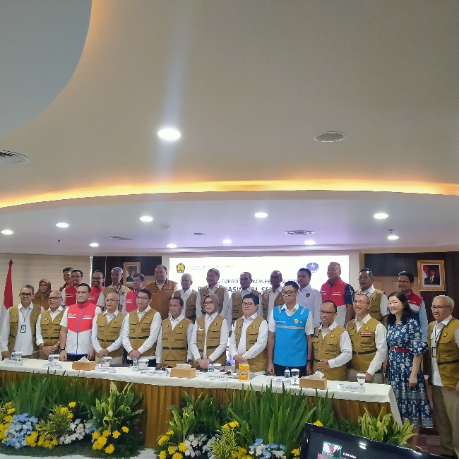 Tutup Posko Nasional sektor ESDM pada Nataru 2024/2025, Bahlil Apresiasi Kekompakan Satgas