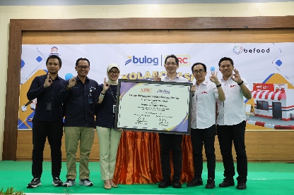 Kolaborasi BULOG dan Sampoerna Retail Community, Perkuat Jaringan Distribusi Pangan Berkualitas dengan Harga Terjangkau
