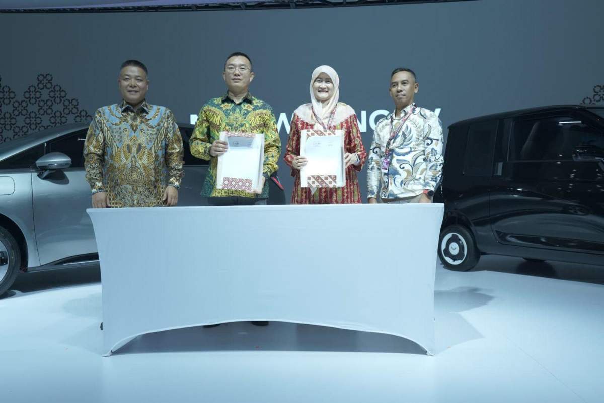 PLN dan Wuling Siapkan 7 Hari Layanan Instalasi Home Charging untuk Kendaraan Listrik