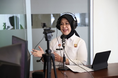 Dialog di RRI Batam, Kepala BPSDM Hukum Gusti Ayu Jelaskan Pentingnya Implementasi Nilai-nilai Pancasila