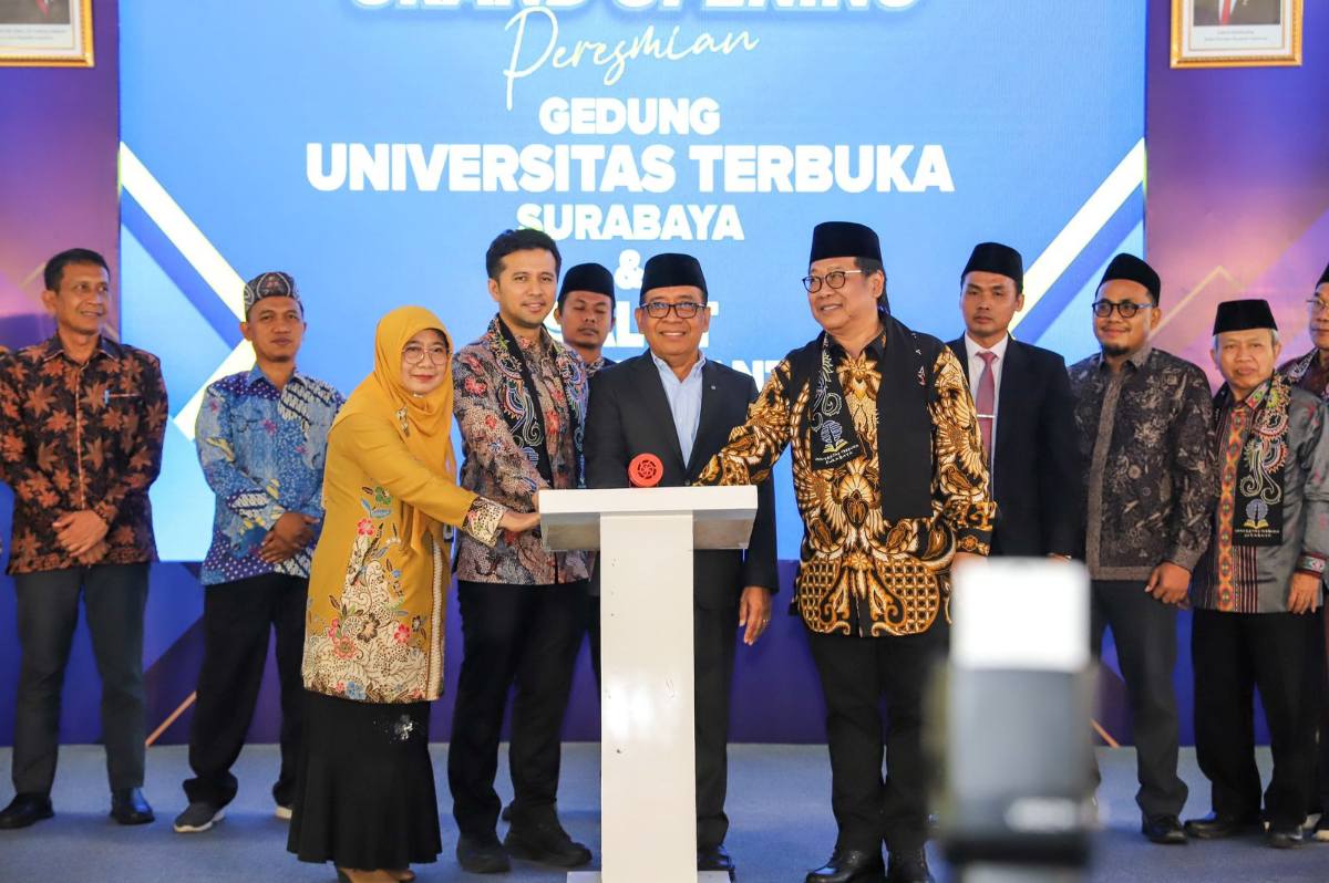 Menko PMK Pratikno Apresiasi Sinergi UT dan Pesantren Bangun SDM Unggul