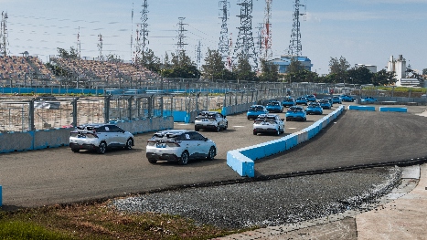 Komunitas Mobil Listrik MG Gelar Parade Ratusan Kendaraan Listrik di Ancol, Dukung Penyelenggaraan Formula E Jakarta