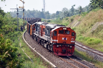 KAI Angkut 27,62 Juta Ton Batu Bara pada Semester I 2025