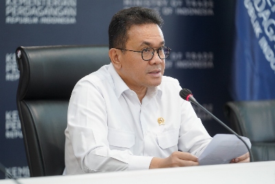 Webinar Universitas Esa Unggul, Mendag Busan Tekankan Pentingnya Diplomasi Soft Power dalam Komunikasi Global