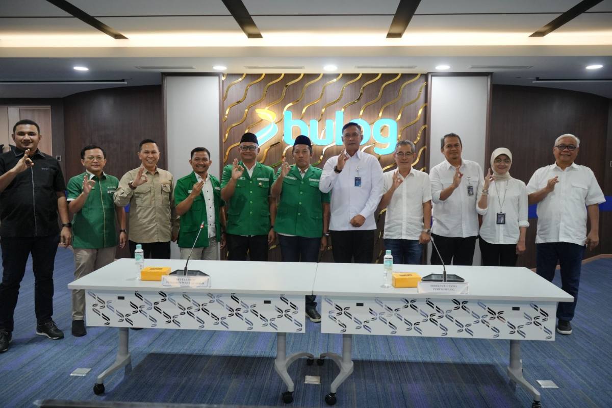 BULOG dan GP Ansor Teken MoU Pengadaan dan Penyaluran Pangan