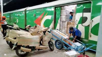 Hingga triwulan III 2025, Volume Angkutan Retail KAI mencapai 185.057 ton
