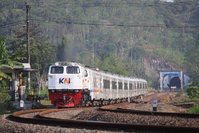 Wujudkan Akses Transportasi yang Merata dan Terjangkau, KAI Layani 13,1 Juta Pelanggan PSO