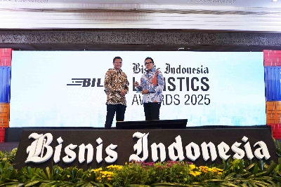 IPC TPK Terima Penghargaan Innovation Excellence in Smart Port Operations di Ajang Bisnis Indonesia Logistics Awards 2025