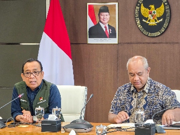 Gerak Cepat Tangani Bencana Banjir Subang dan Bandung Barat, Menko PMK Pratikno Instruksikan Akselerasi Layanan Warga