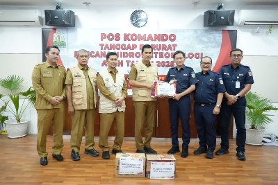 KAI Salurkan Bantuan bagi Masyarakat Terdampak Banjir di Aceh, Sumatra Utara, dan Sumatra Barat