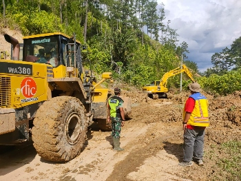 Akses Jalan ke Aceh Tengah Masih Terkendala, PLN Terus Upayakan Pemulihan Jaringan Listrik