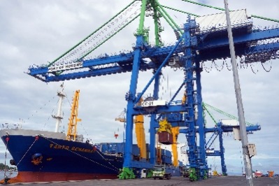 Terminal Petikemas Sorong Layani Lebih dari 60 Ribu TEUs di Tahun 2025