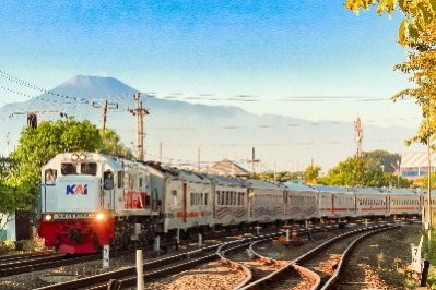 Jalur Pekalongan–Sragi Dapat Dilalui dengan Kecepatan 30 Km/Jam, KAI Terus Pulihkan Operasional