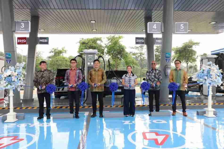 PLN, MEBI dan HUAWEI Resmikan SPKLU Signature dengan Ultra-Fast Charging dan Split Charging di Scientia Summarecon Gading Serpong Tangsel