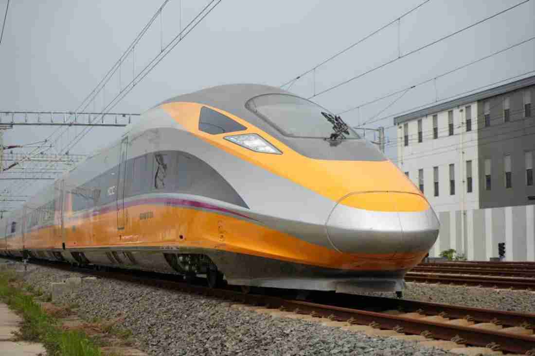 Pastikan Keselamatan Angkutan Lebaran 2026, Kereta Cepat Whoosh Andalkan Sistem Teknologi Canggih Terintegrasi