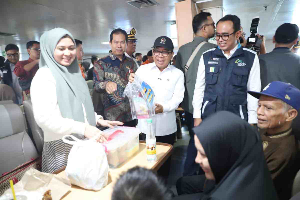 Menko PMK Pratikno Tinjau Kesiapan Mudik Lebaran 2026 di Merak, Imbau Pemudik Atur Waktu Perjalanan