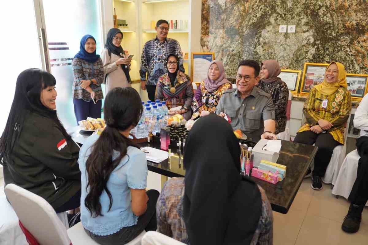 Kunjungi UMKM alumni Export Coaching Program (ECP) di Sidoarjo, Kemendag Buktikan Program Pendampingan Terpadu Bawa UMKM Tembus Ekspor