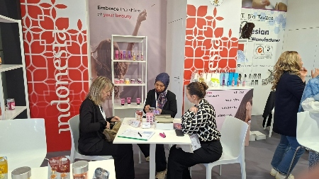 Keren, Produk Kosmetik Indonesia Sukses Tarik Minat Buyer Internasional di Ajang Cosmoprof Worldwide Bologna 2026