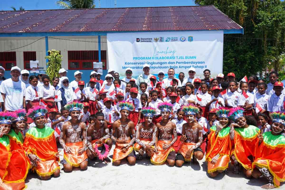 Pelindo dan 14 BUMN Luncurkan Program Kolaborasi TJSL BUMN Konservasi Lingkungan dan Pemberdayaan Masyarakat di Raja Ampat