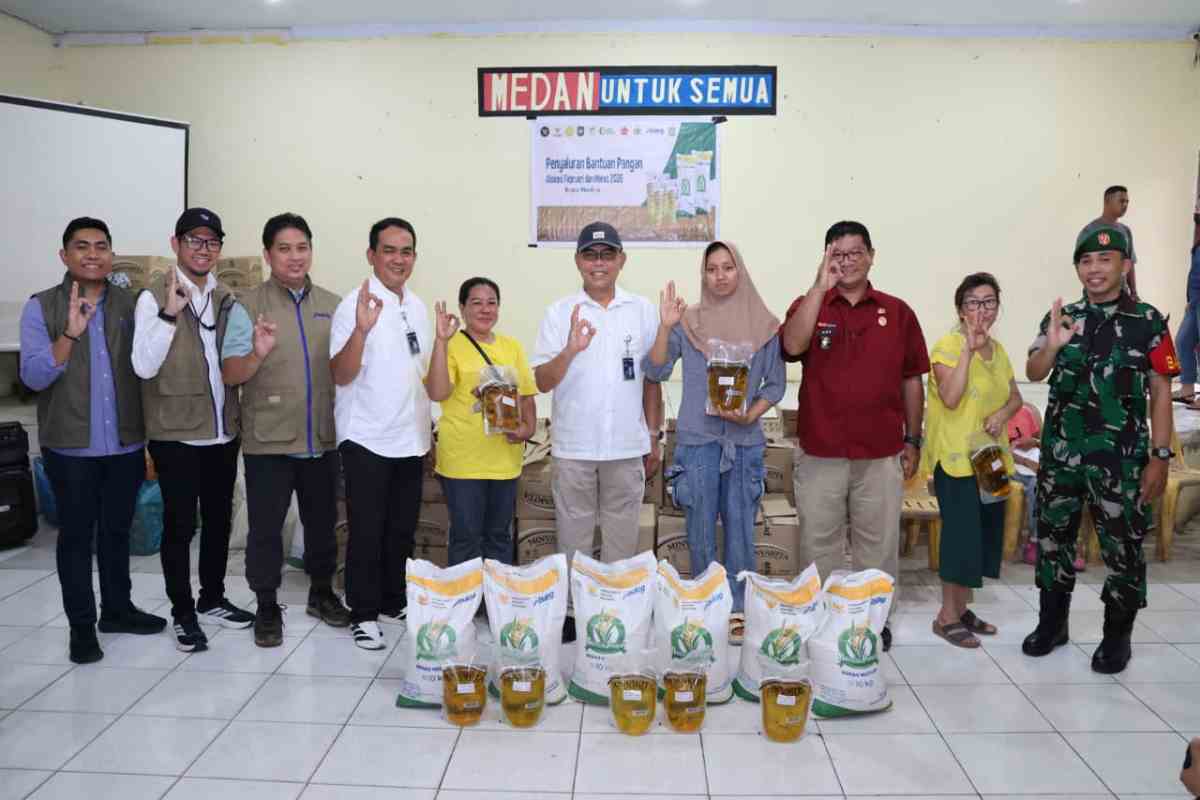 Wakil Dirut BULOG Marga Taufiq Tinjau Penyaluran Bantuan Pangan di Medan