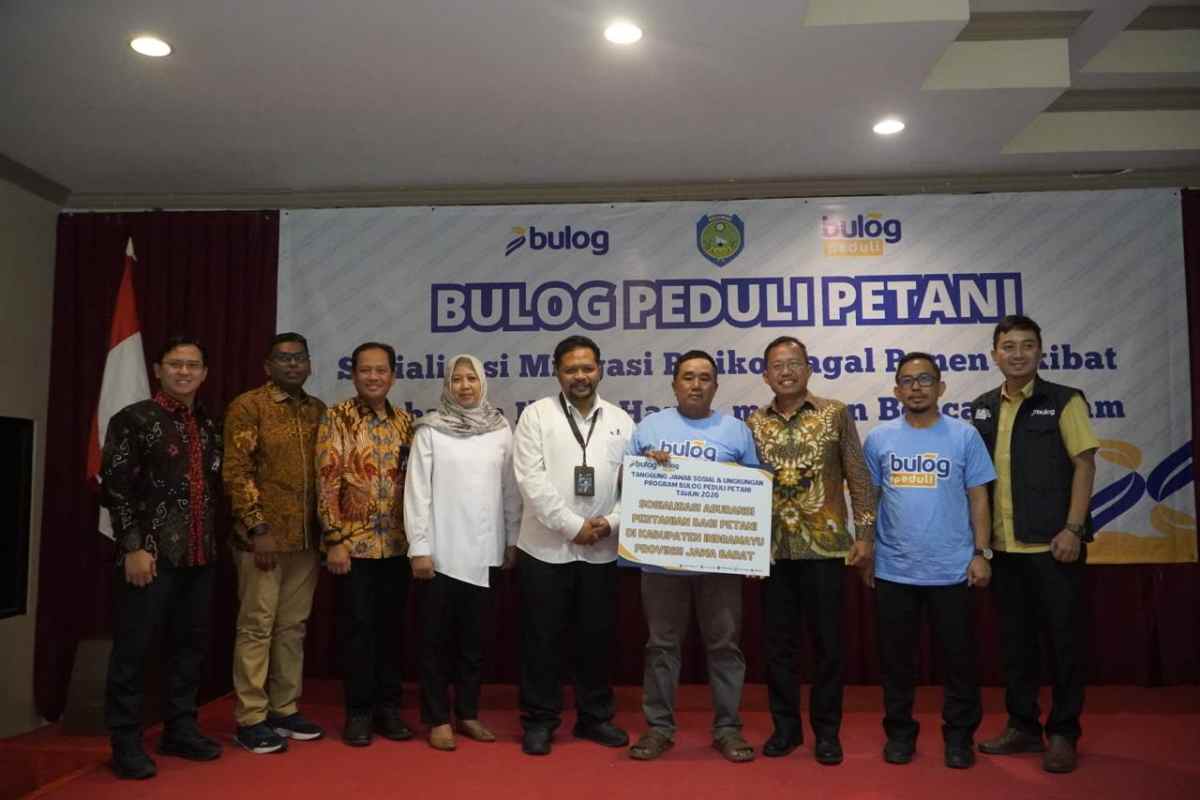 Dukung Ketahanan Petani, BULOG Gelar Program TJSL ‘Bulog Peduli Petani’ di Indramayu