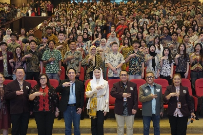 Wamendag Roro Ajak Mahasiswa UC Surabaya Bangun Jiwa Kewirausahaan