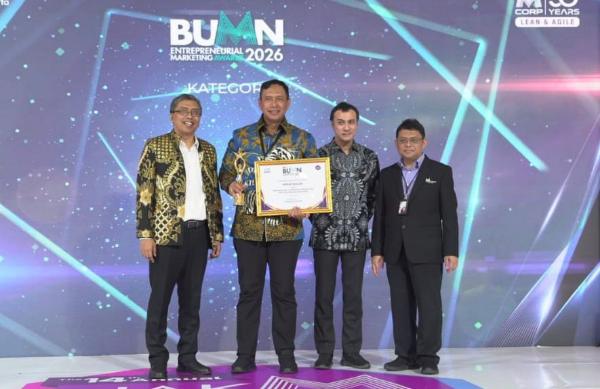 Perum BULOG Raih Penghargaan BUMN Entrepreneurial Marketing Awards (BEMA) di Jakarta Marketing Week 2026