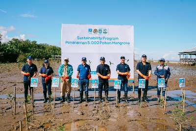 ACC Tanam 5 Ribu Mangrove di Pontianak