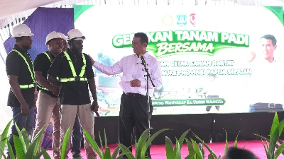 Perum BULOG Dukung Gerakan Tanam Padi Serentak di Kawasan Cetak Sawah Merauke