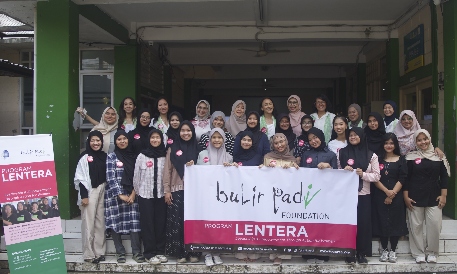 Yayasan Bulir Padi dan Yayasan Maleo Dorong Kesiapan Kerja Perempuan Muda Prasejahtera Banten melalui Program LENTERA