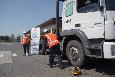 Pelindo Terminal Petikemas bersama Pelindo Regional 3 Gelar Uji Emisi di Terminal Teluk Lamong dan Terminal Petikemas Surabaya