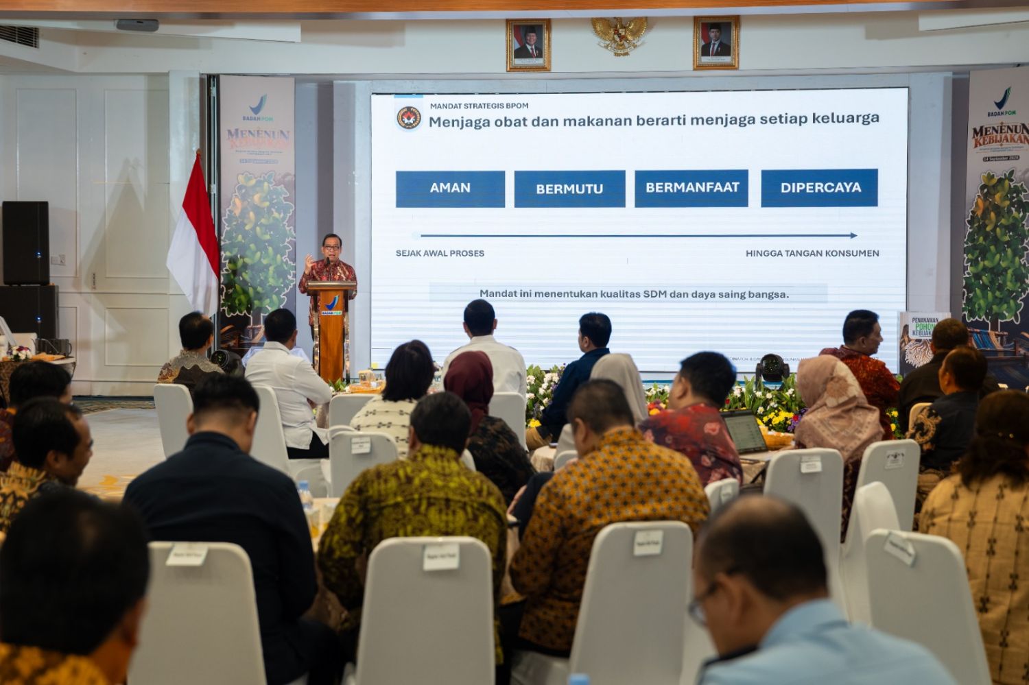 Menko PMK Pratikno Dorong Pemanfaatan Kekayaan Hayati untuk Kemandirian Industri Obat Nasional