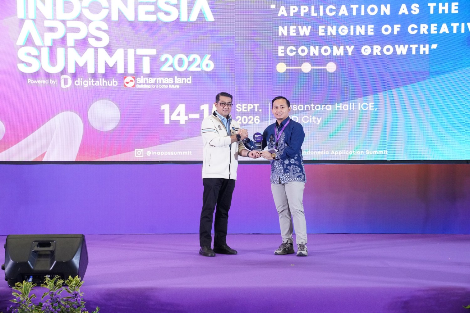 OneSmile, Community App Unggulan yang Dikembangkan Sinar Mas Land Raih Penghargaan dari Kemenekraf RI
