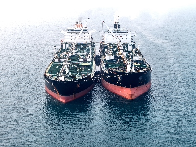Pelindo Kembali Layani Ship-to-Ship di Kawasan Nipa