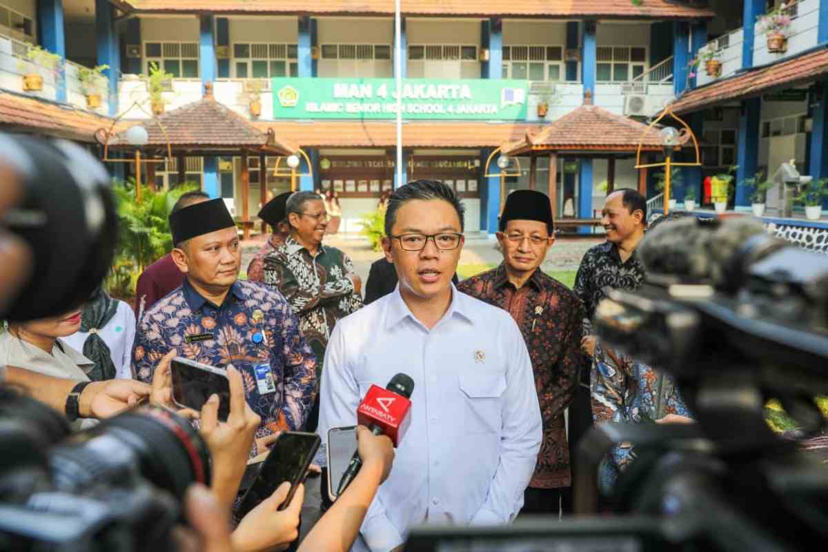 Menko PMK Sugiono Tinjau MAN 4 Jakarta, Akses dan Kualitas Pendidikan Kunci Wujudkan Manusia Unggul