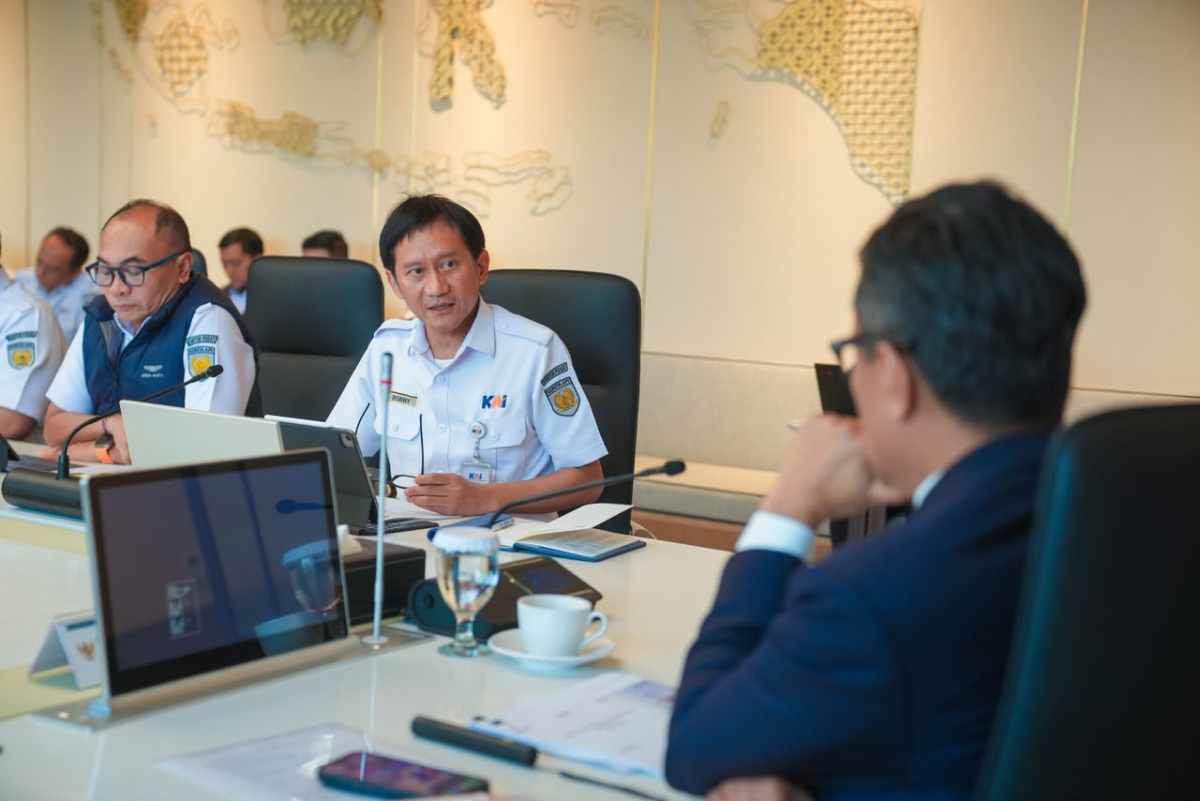BP BUMN dan Danantara Minta KAI Susun Masterplan untuk Tingkatkan Kapasitas dan Kualitas Layanan KRL